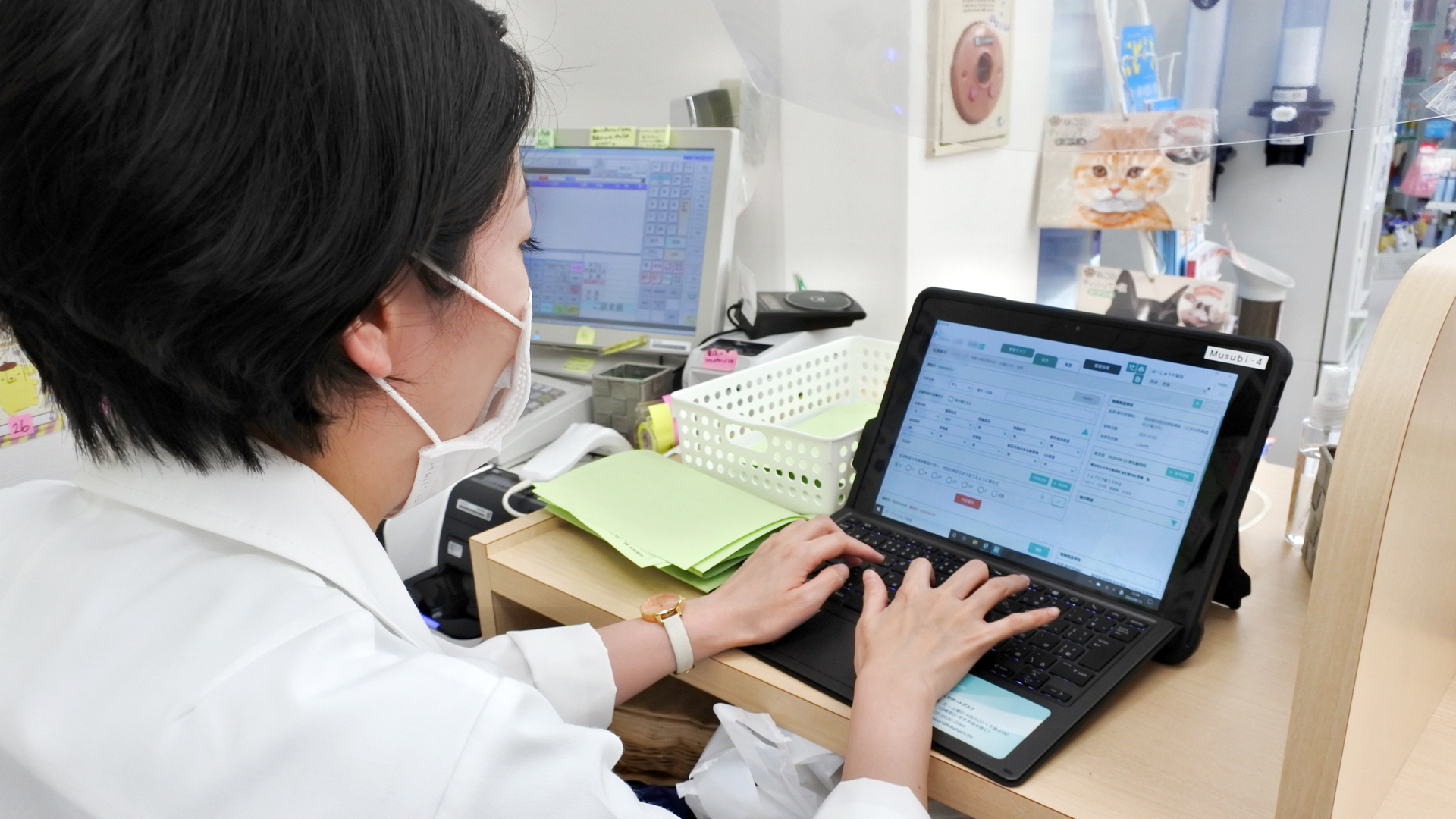 神奈川県三浦市、三浦海岸駅徒歩1分の調剤薬局「ぼーしゅうや薬局」は各種医療機関の処方箋受付のほか、化粧品や日用品も豊富に取り扱っております。